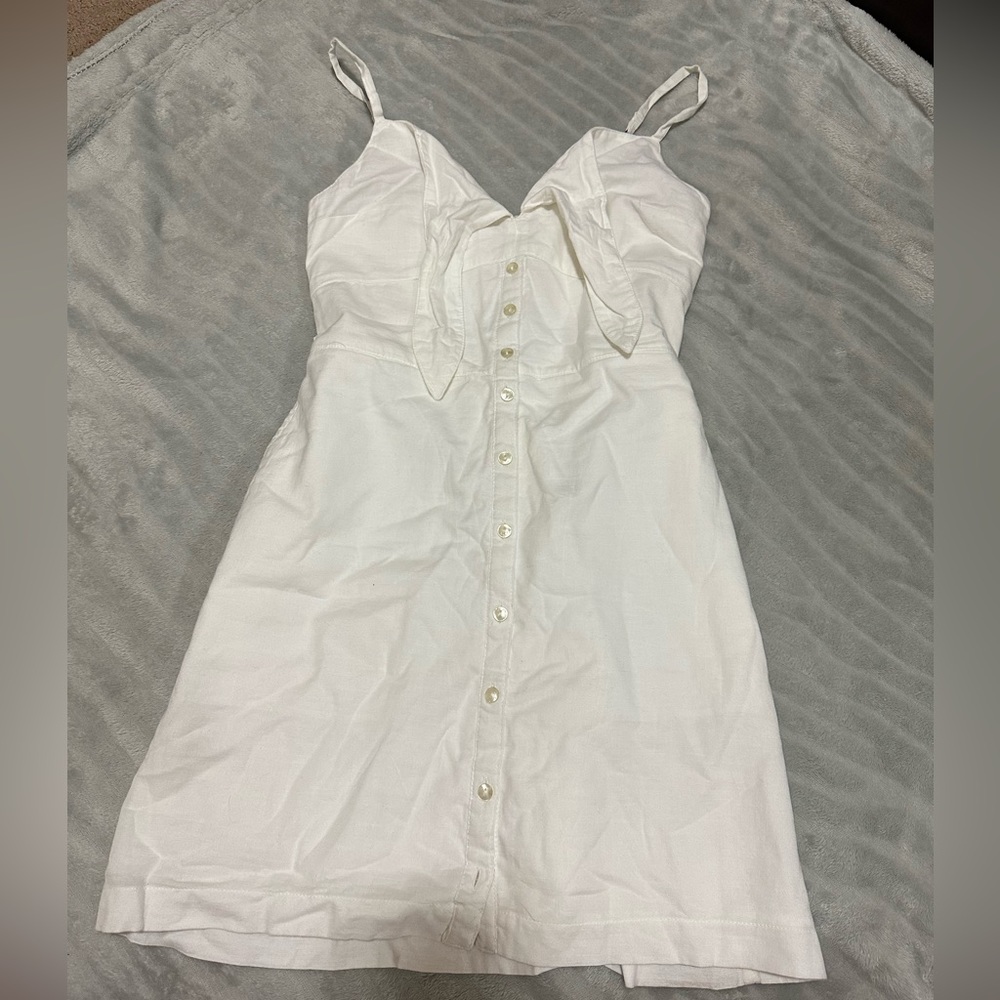 Abercrombie and fitch white dress